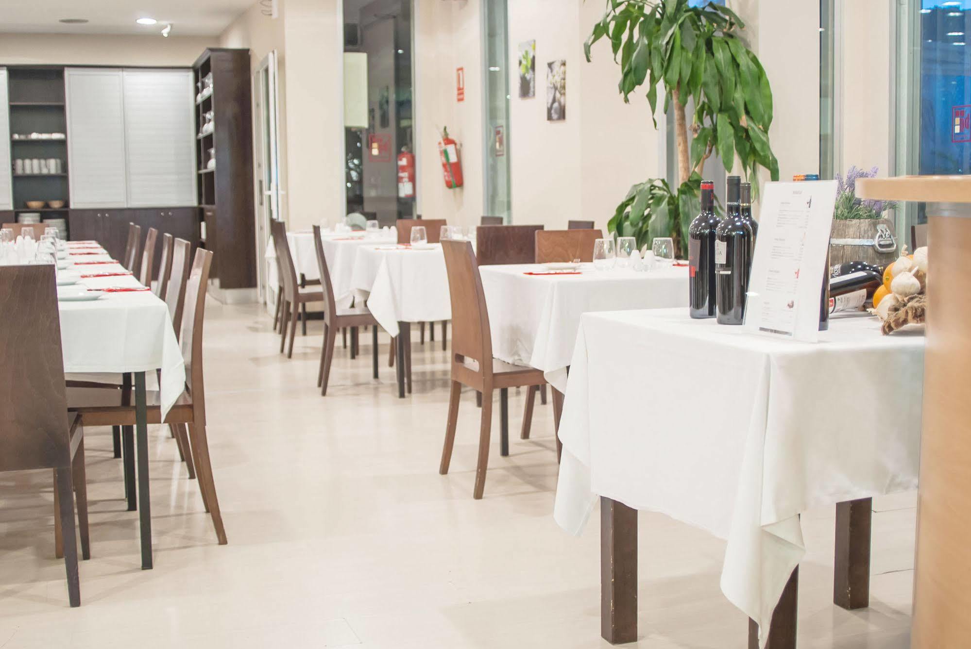Ona Ogisaka Garden Aparthotel Denia Ngoại thất bức ảnh